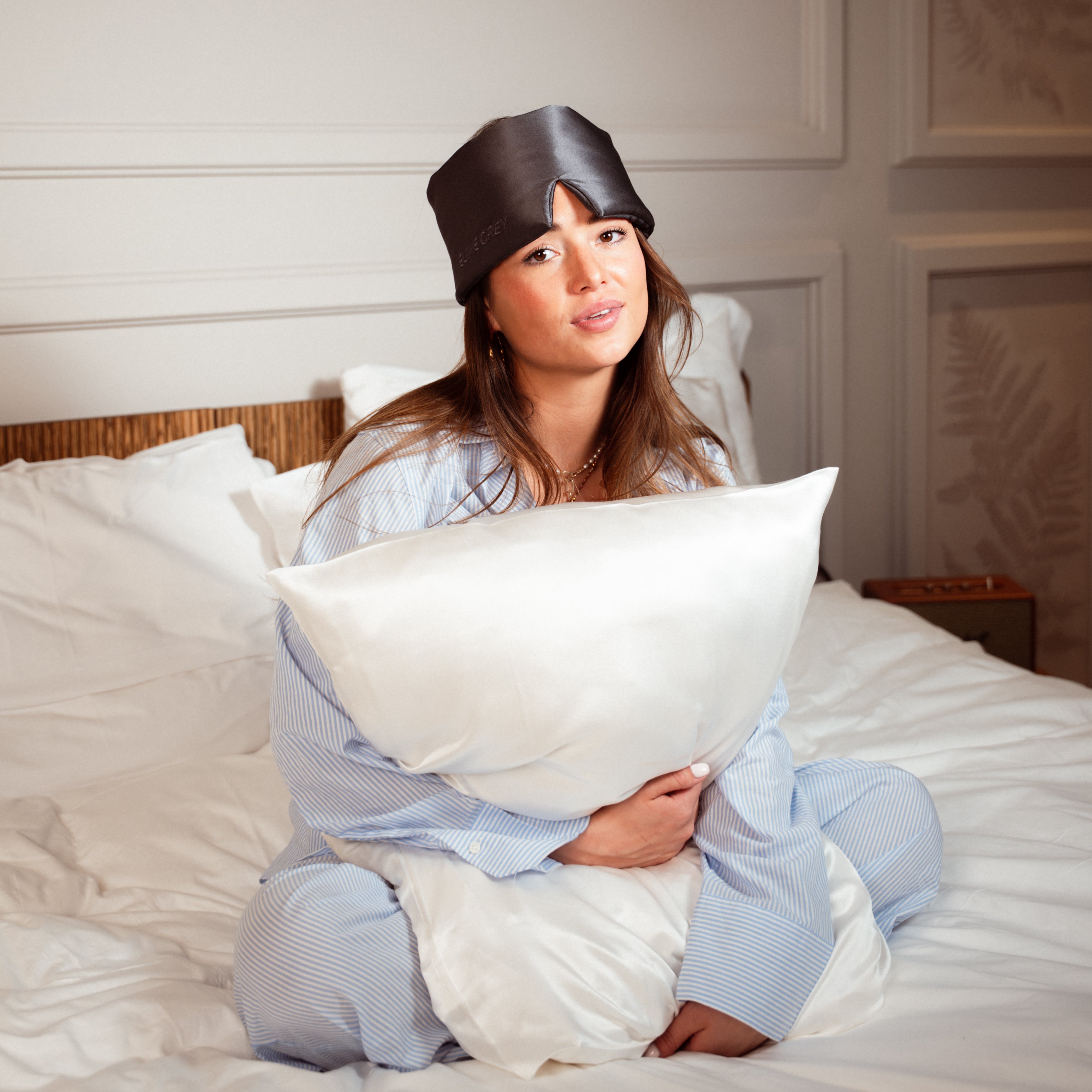 The Dreamy Sleep Mask